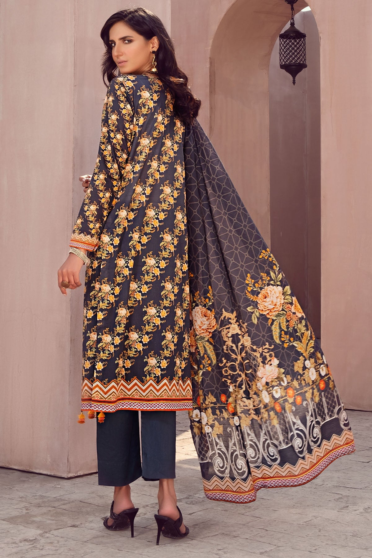 2840-PRINT-A DIGITAL PRINTED LAWN UNSTITCHED