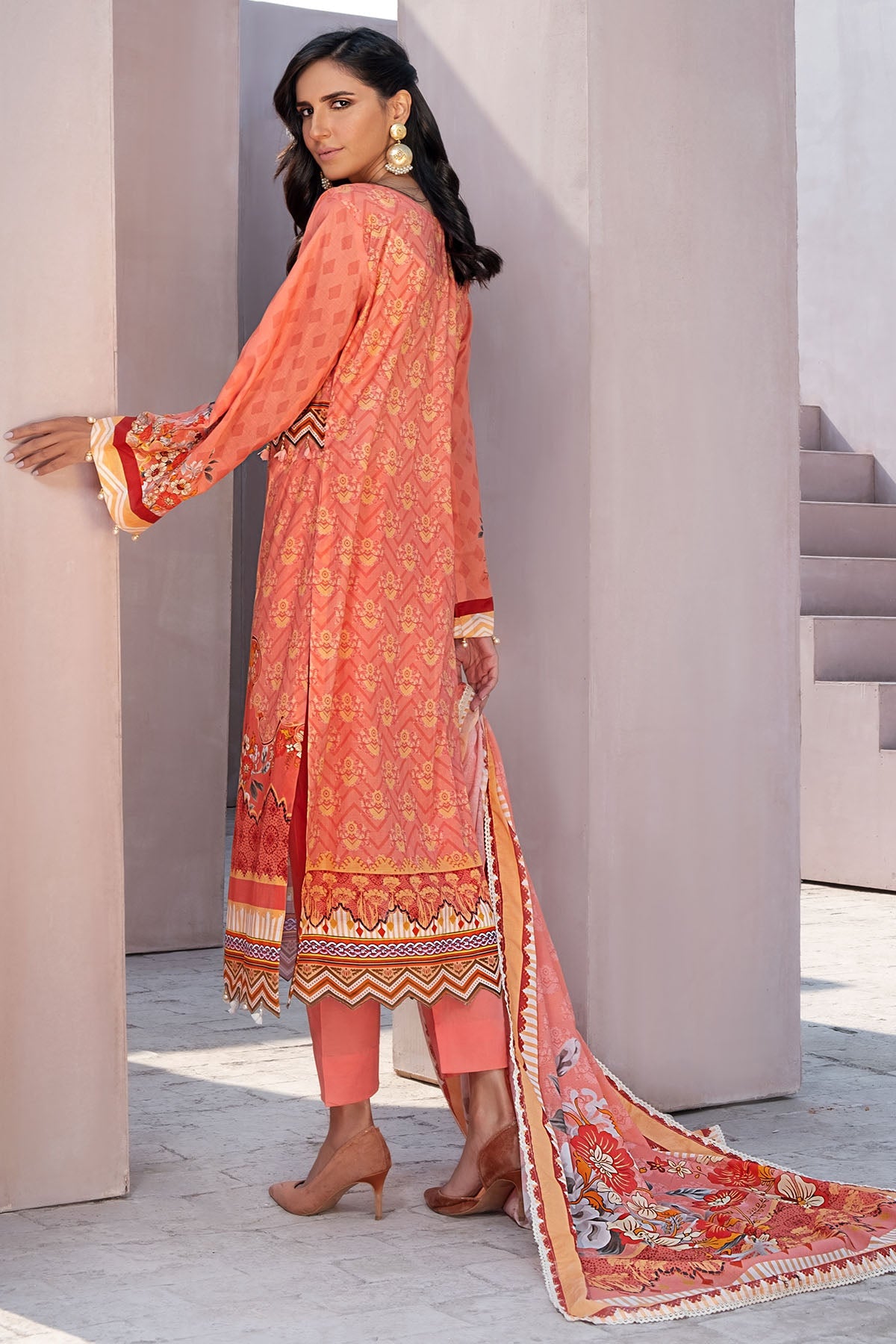 2841-PRINT-A DIGITAL PRINTED LAWN UNSTITCHED