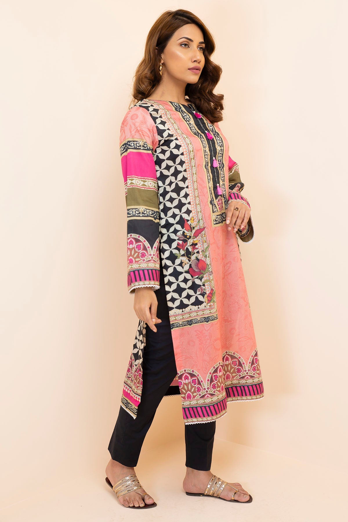 2845-PINK-BLUSH DIGITAL PRINTED LAWN STITCHED
