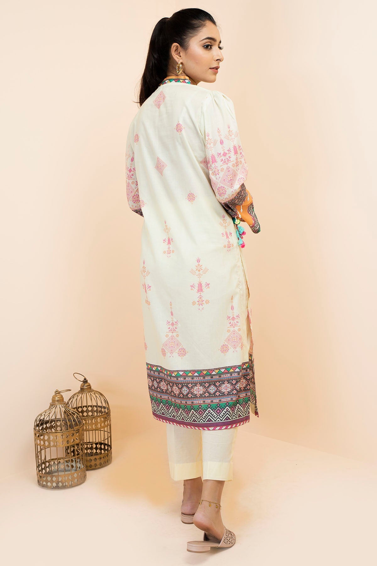 2850-LIME-YELLOW DIGITAL PRINTED LAWN STITCHED
