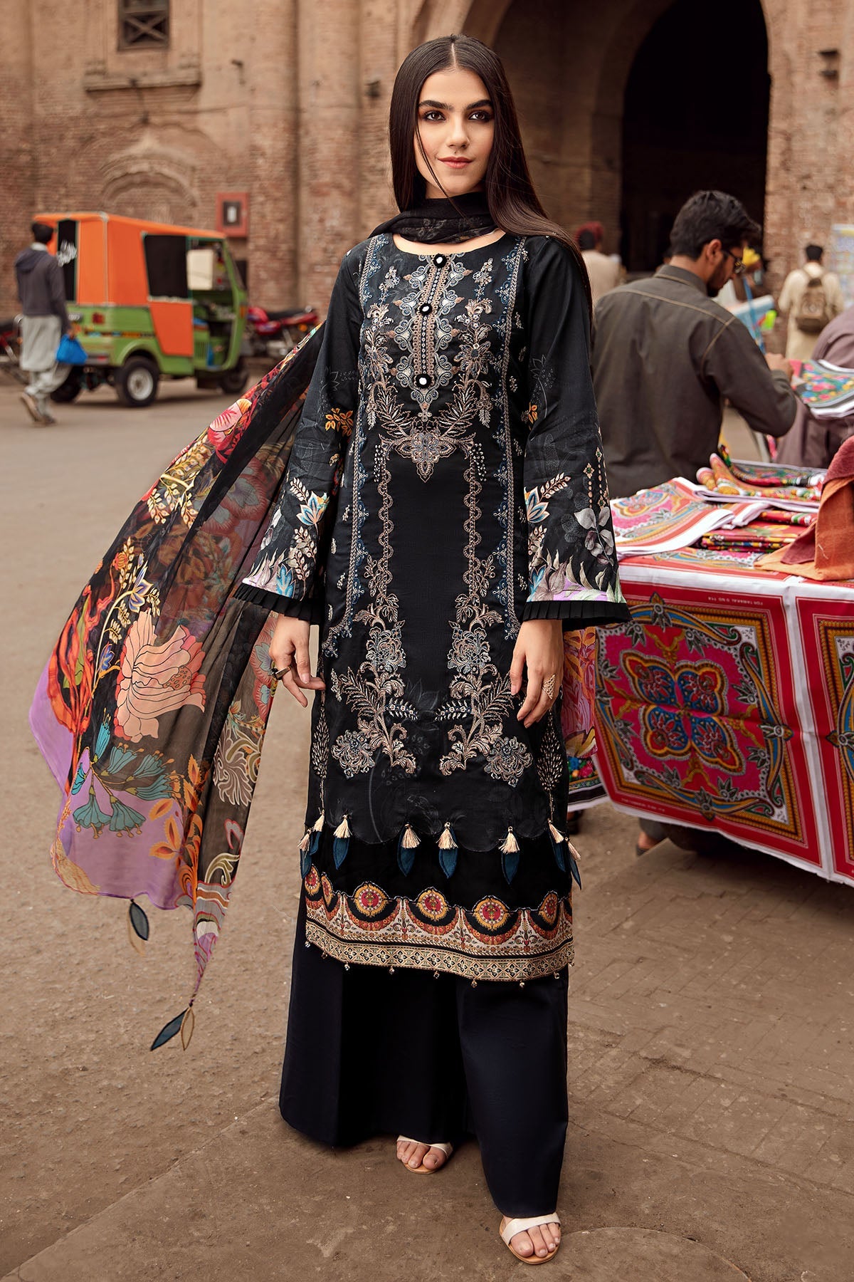 2873-LUMINA DIGITAL PRINTED LAWN UNSTITCHED