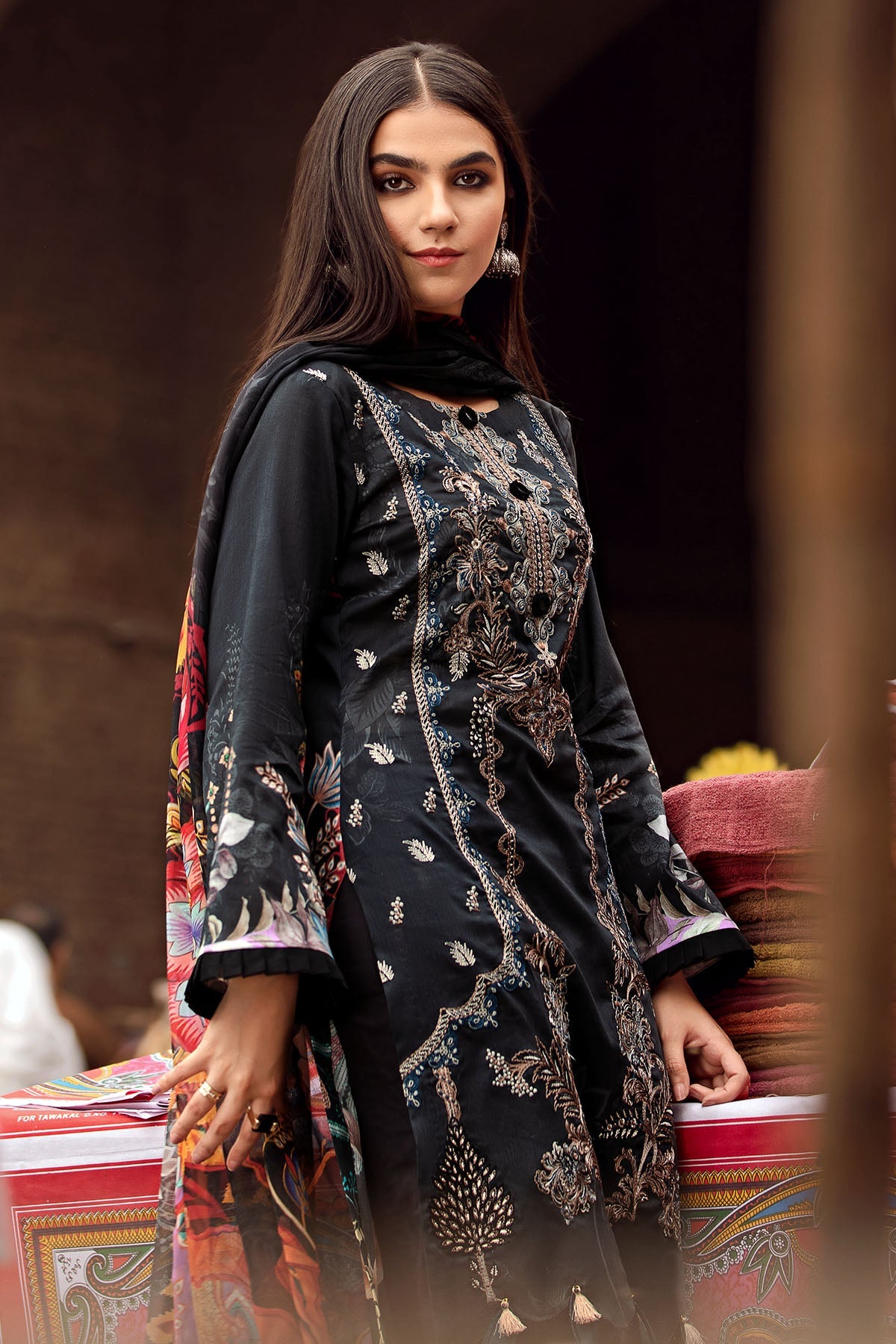 2873-LUMINA DIGITAL PRINTED LAWN UNSTITCHED