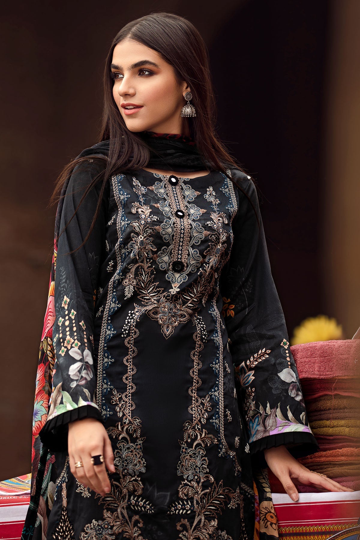 2873-LUMINA DIGITAL PRINTED LAWN UNSTITCHED