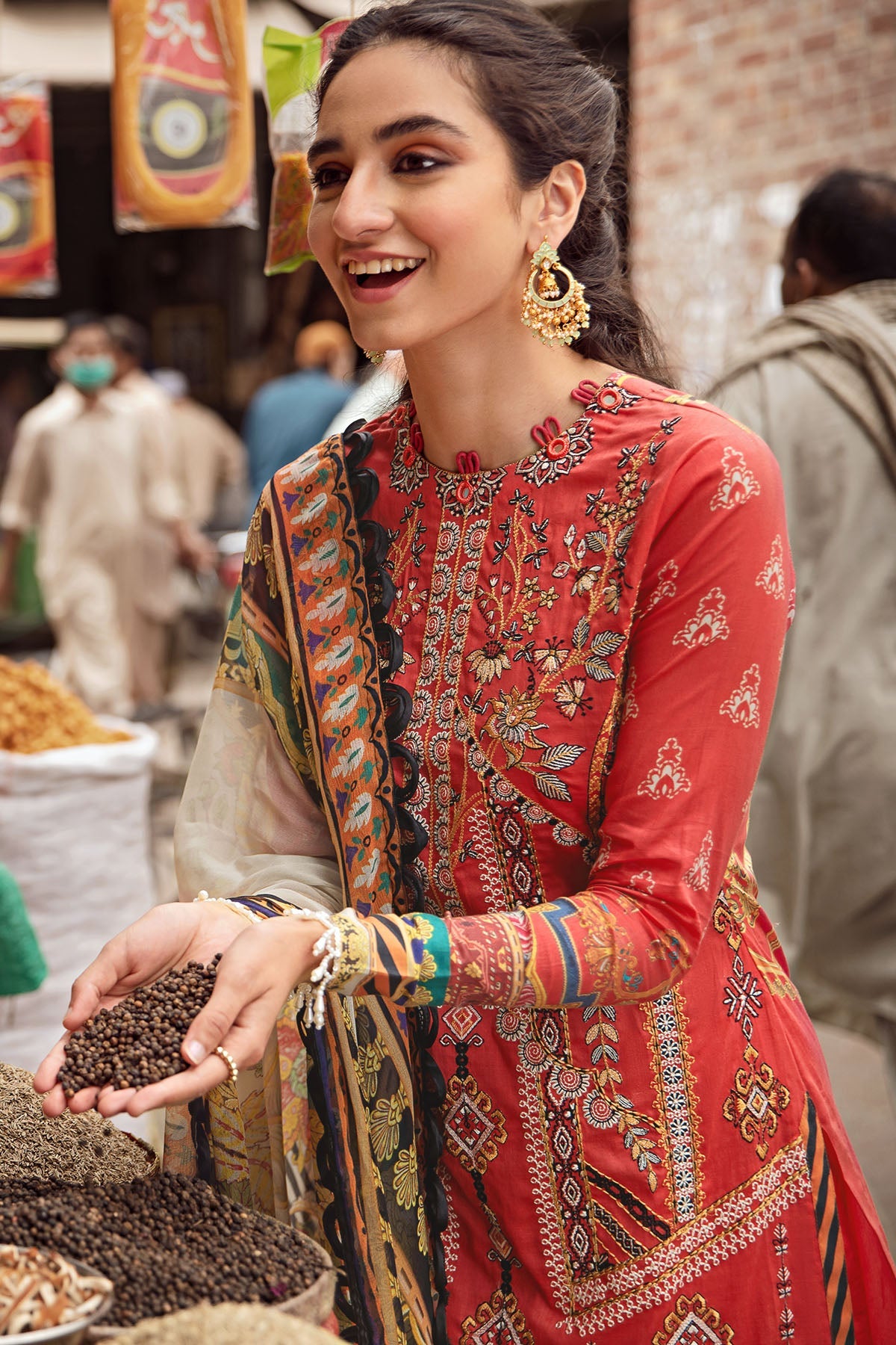 2878-ARUNA DIGITAL PRINTED LAWN UNSTITCHED