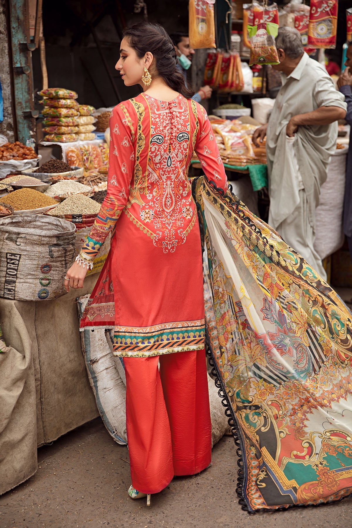 2878-ARUNA DIGITAL PRINTED LAWN UNSTITCHED