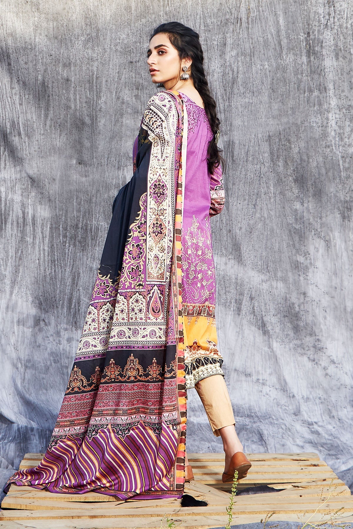 2883-MODELO DIGITAL PRINTED LAWN UNSTITCHED