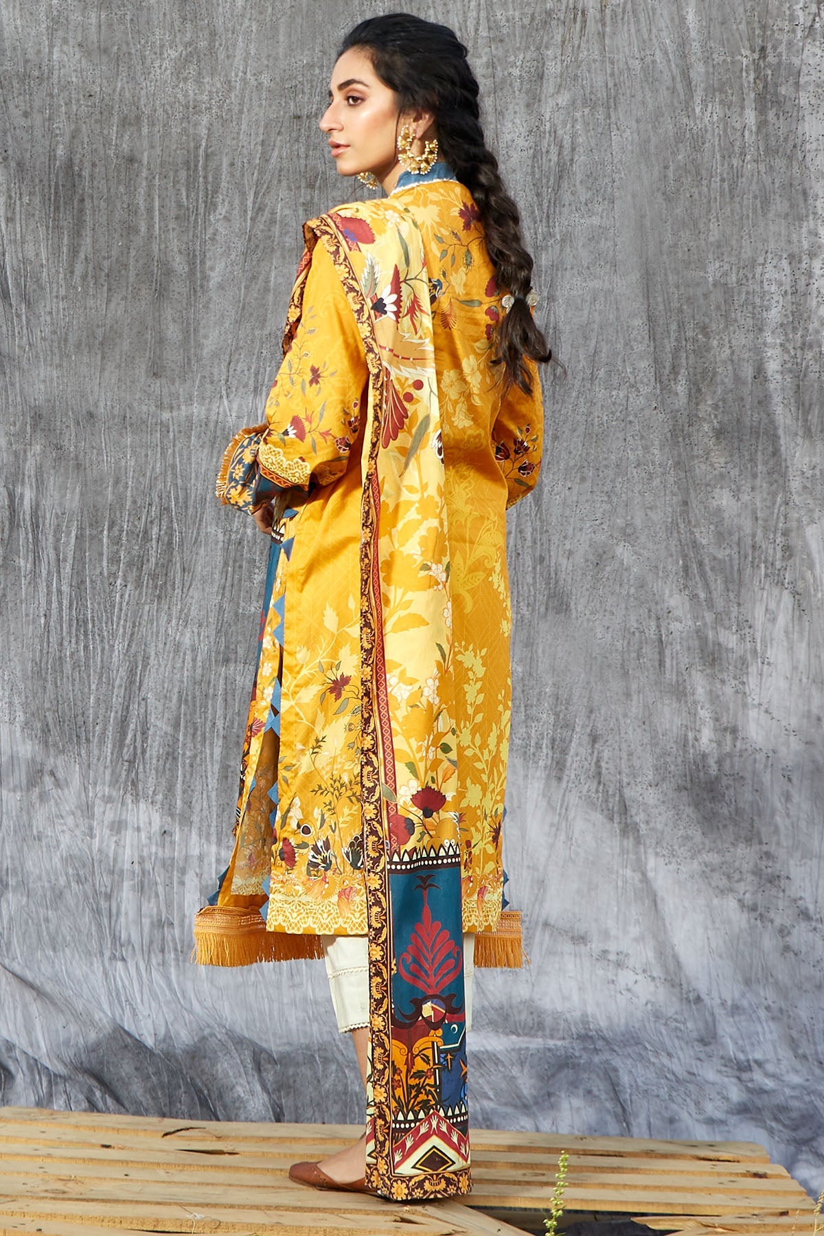 2885-PARADISE-SHINE DIGITAL PRINTED LAWN UNSTITCHED