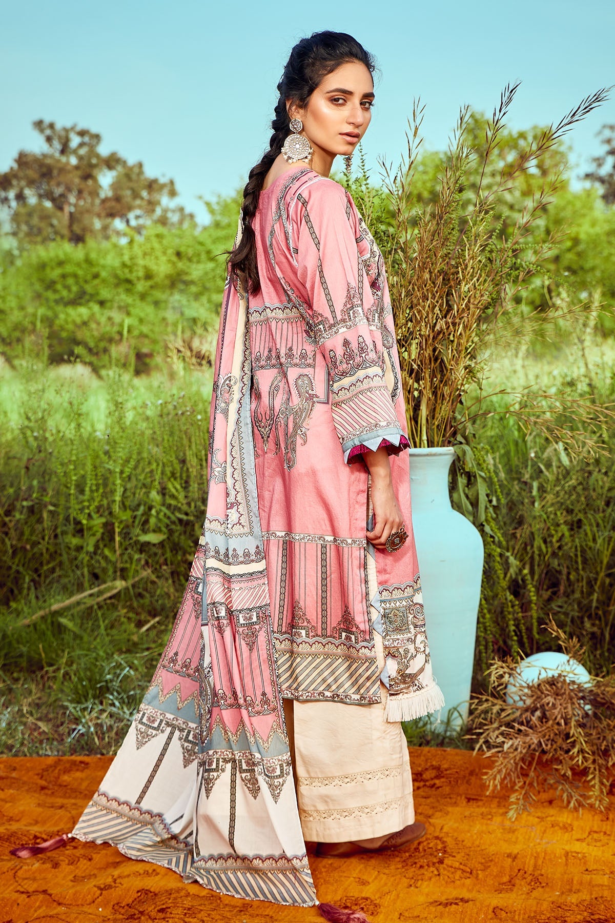 2887-DUSKY-AURORA DIGITAL PRINTED LAWN UNSTITCHED