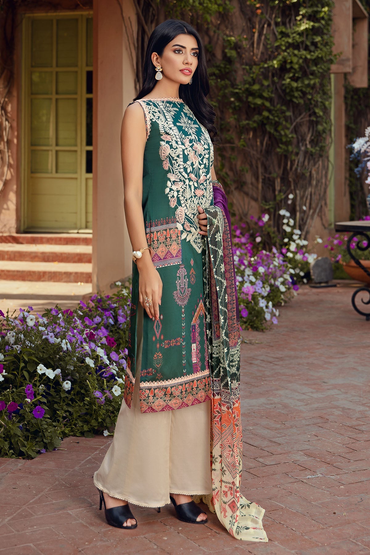 2900-ARCADIA DIGITAL PRINTED LAWN UNSTITCHED