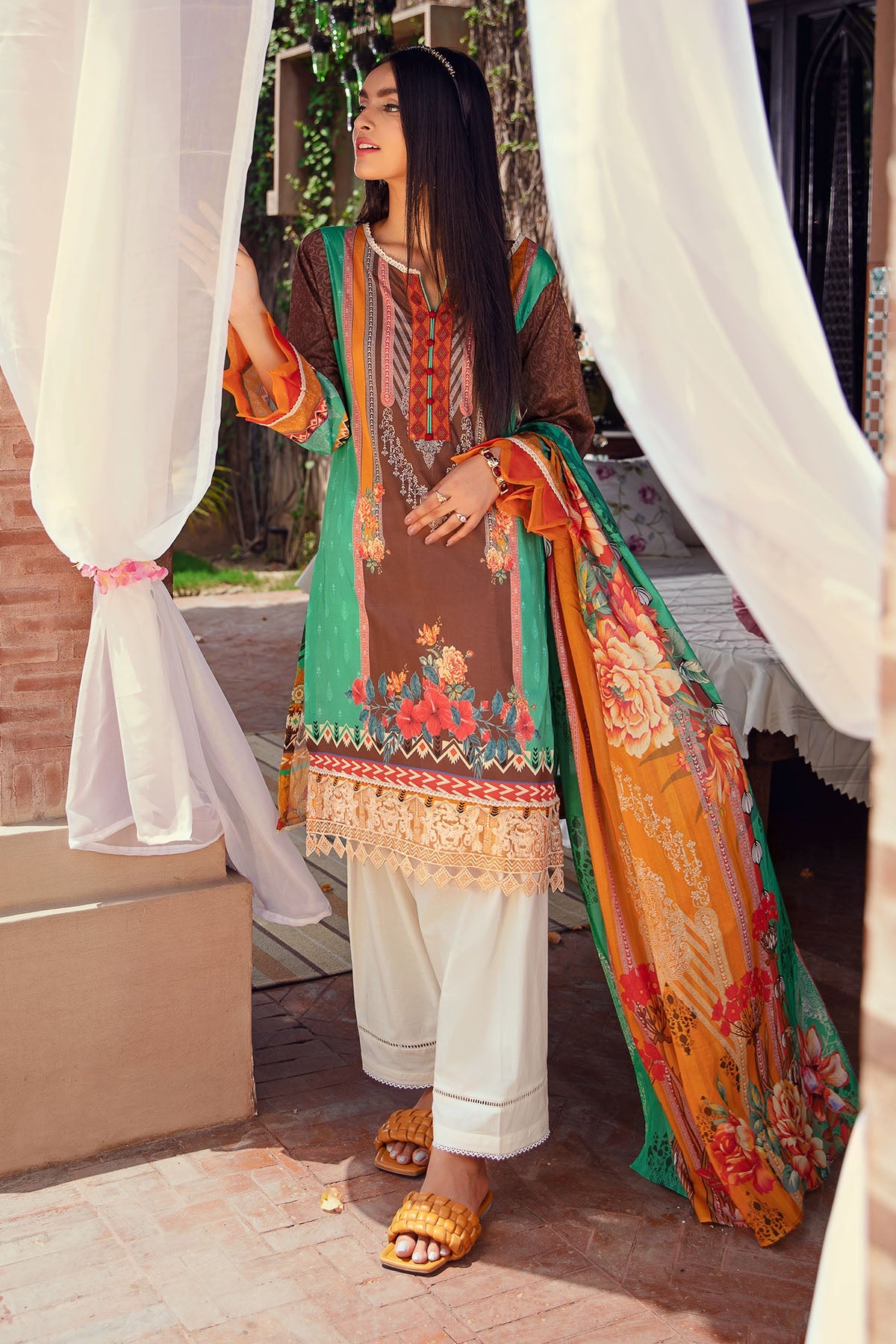2906-JANGLE-CHINTS DIGITAL PRINTED LAWN UNSTITCHED