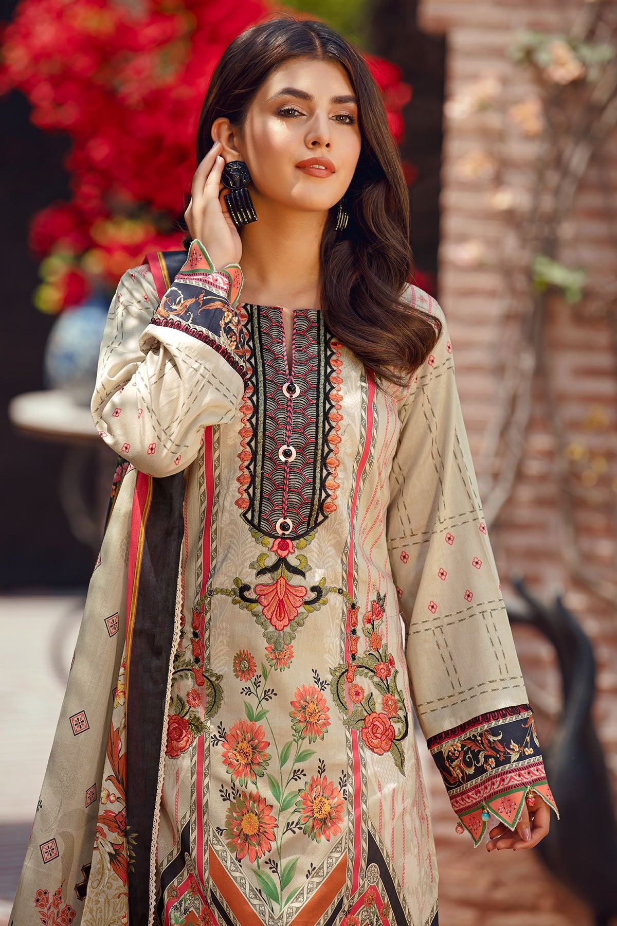 2909-SANSARE DIGITAL PRINTED LAWN UNSTITCHED
