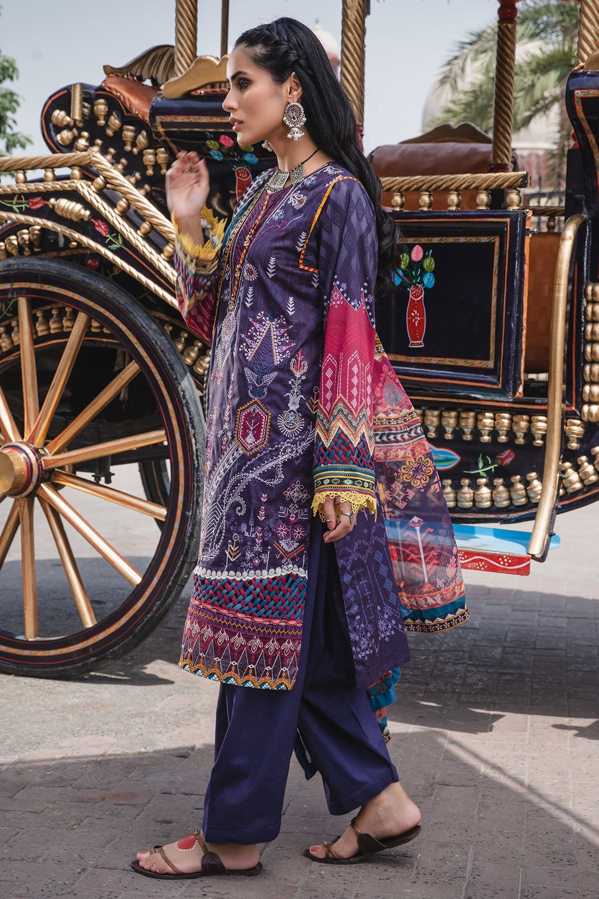 2932-RUSSIAN-TRIBAL DIGITAL PRINTED LAWN UNSTITCHED