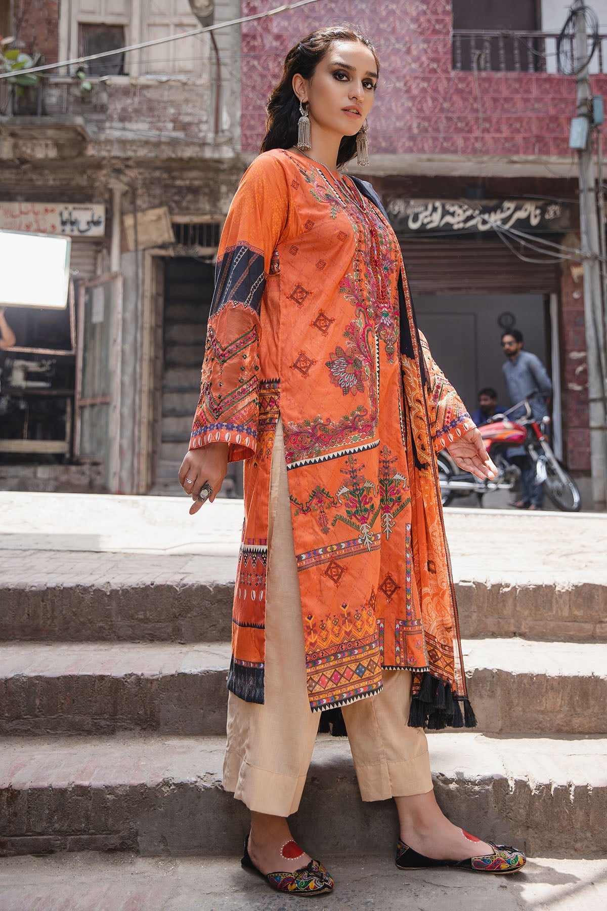 2933-SULPHAR-ROSE DIGITAL PRINTED LAWN UNSTITCHED