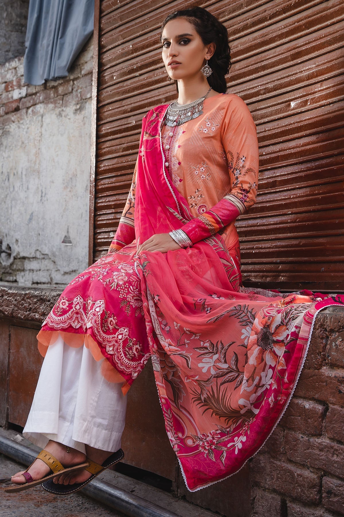 2934-BLOOMING-OMBRE DIGITAL PRINTED LAWN UNSTITCHED