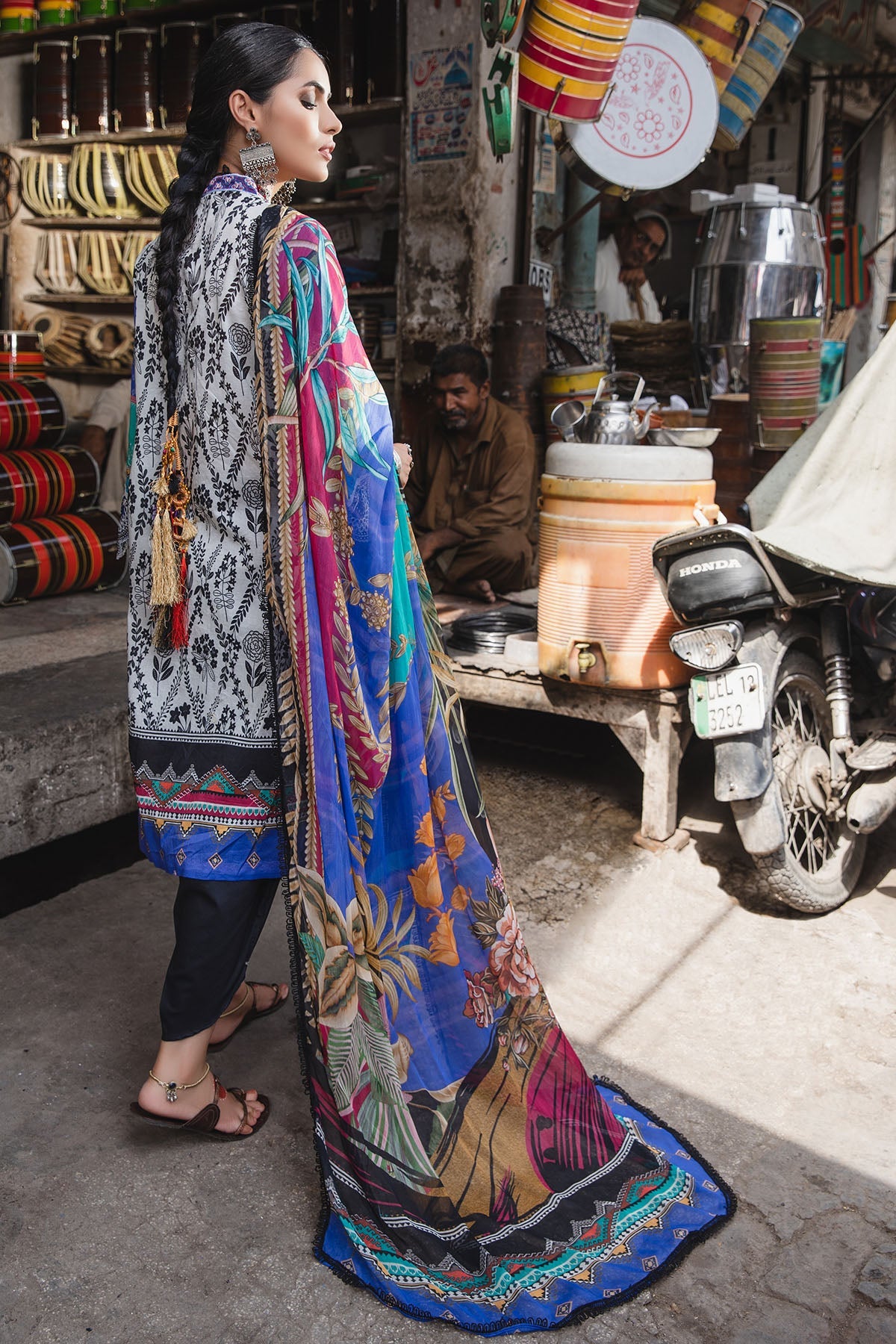 2937-CROSS-ROAD DIGITAL PRINTED LAWN UNSTITCHED