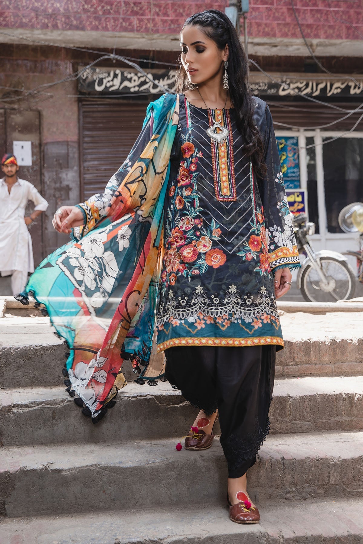 2943-MYSTERY-FOREST DIGITAL PRINTED LAWN UNSTITCHED