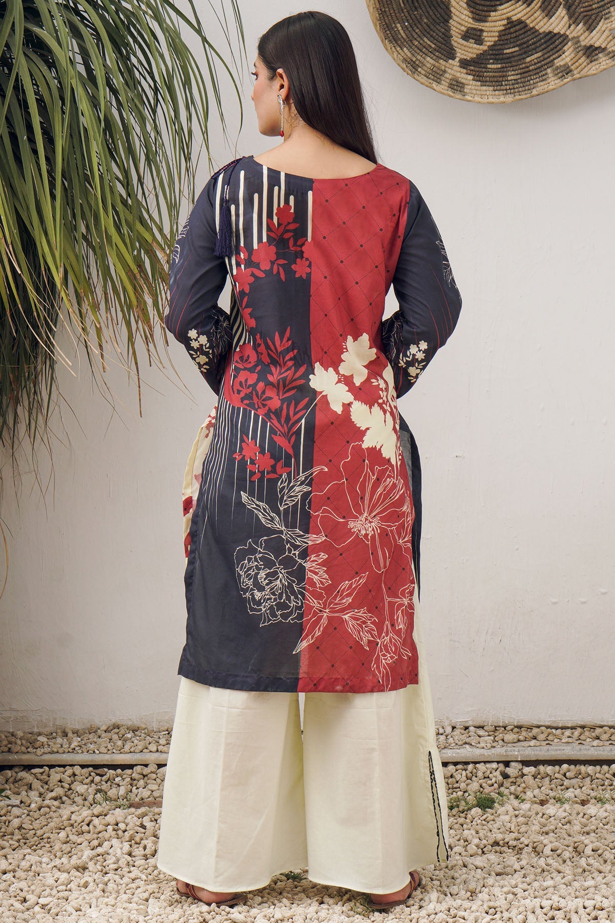 2964-ANTIQNE DIGITAL PRINTED LAWN UNSTITCHED