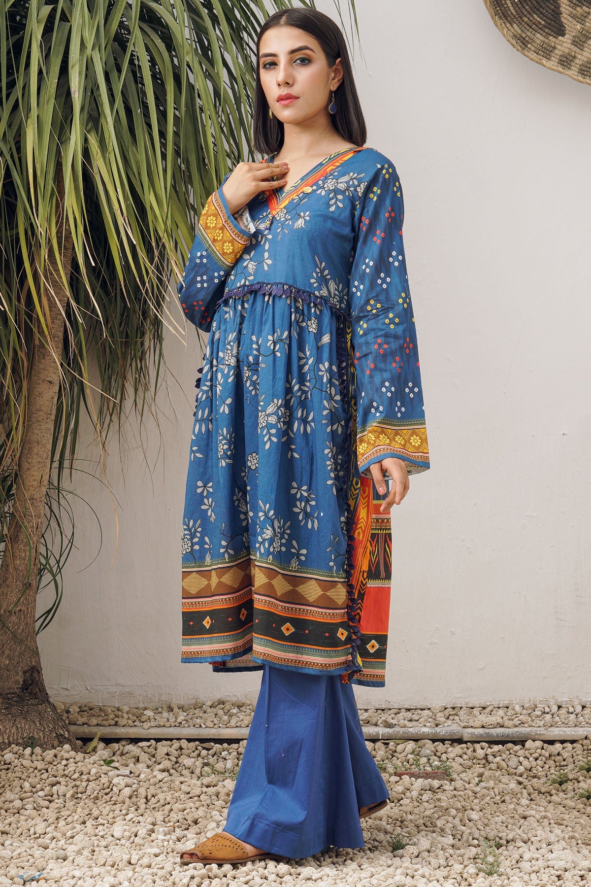 2968-FOLK-LOSER DIGITAL PRINTED LAWN UNSTITCHED