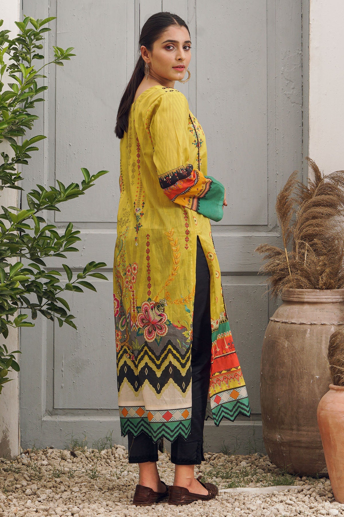 2975-CHILLI-MUSTARD DIGITAL PRINTED LAWN UNSTITCHED