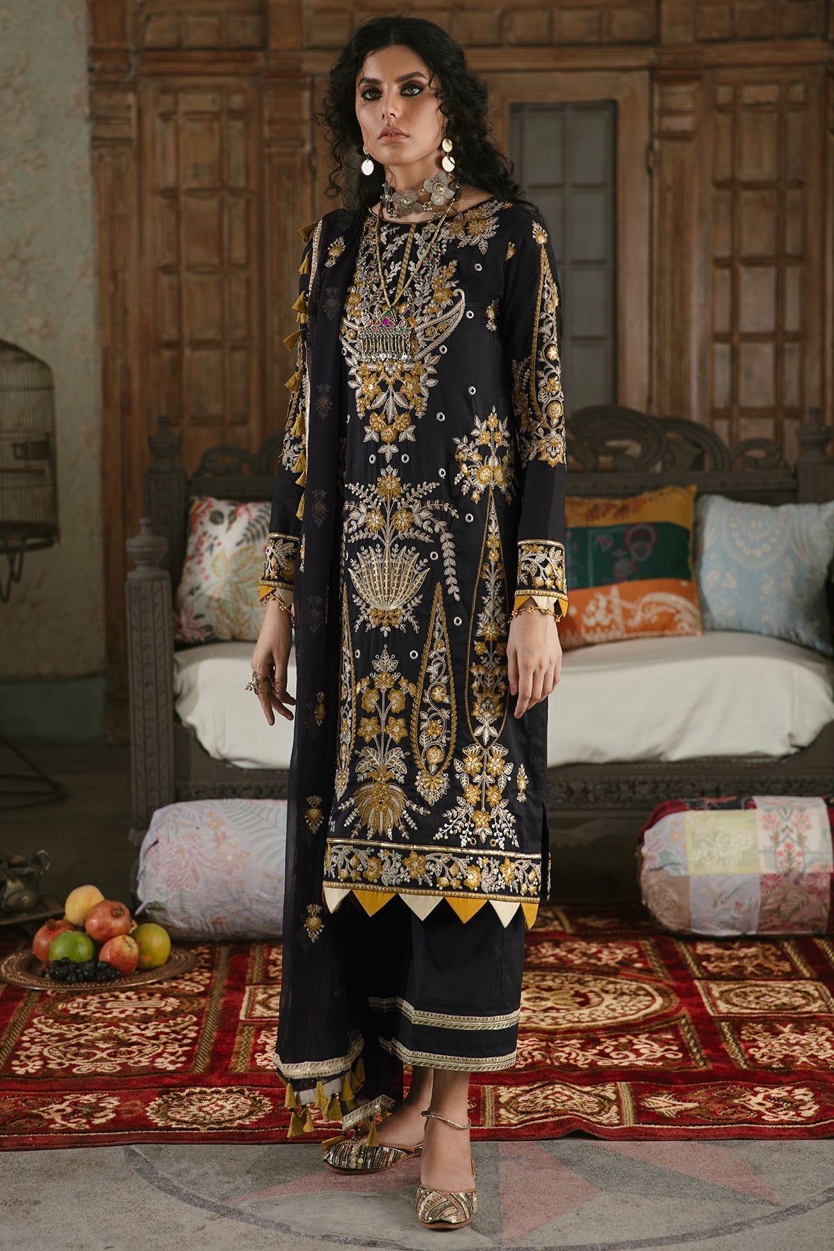 3028-MINHA- A EMBROIDERED COTTON SATIN UNSTITCHED