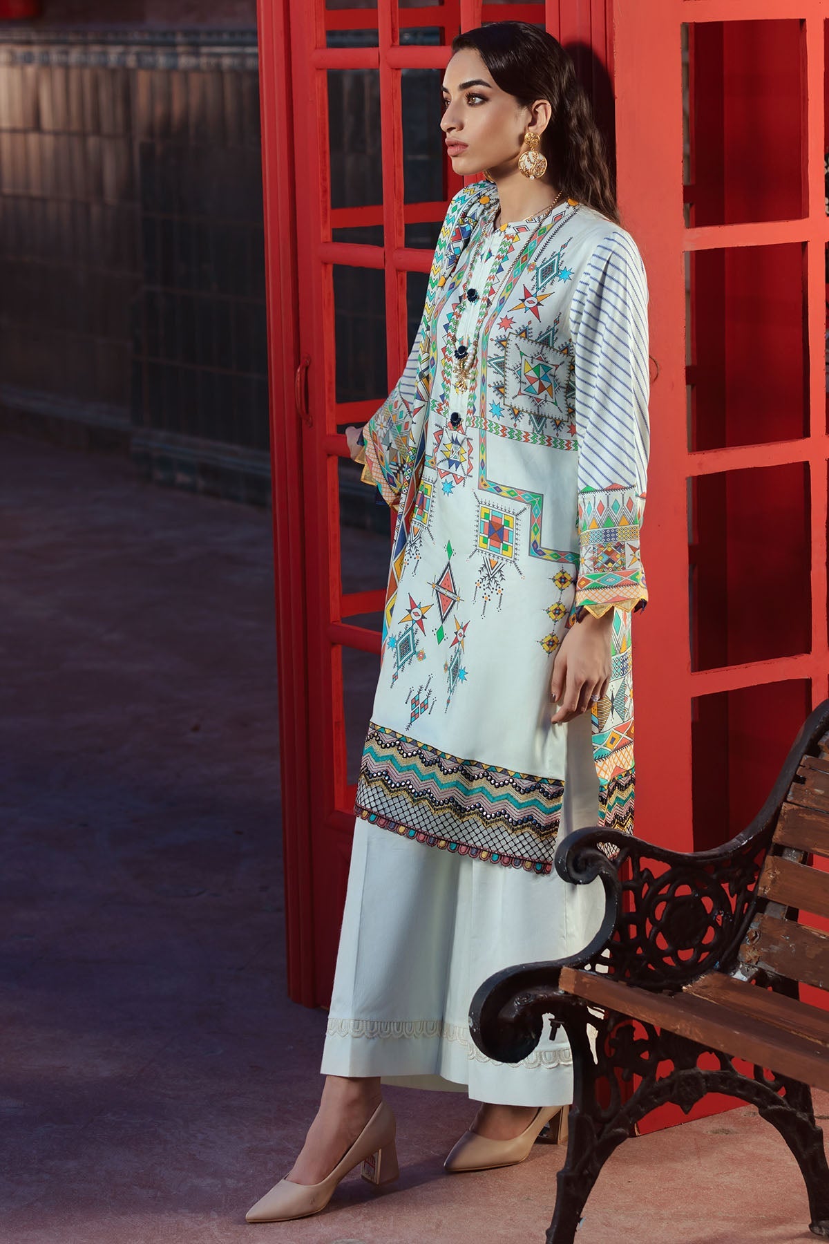 3065-SELENA DIGITAL PRINTED LINEN UNSTITCHED