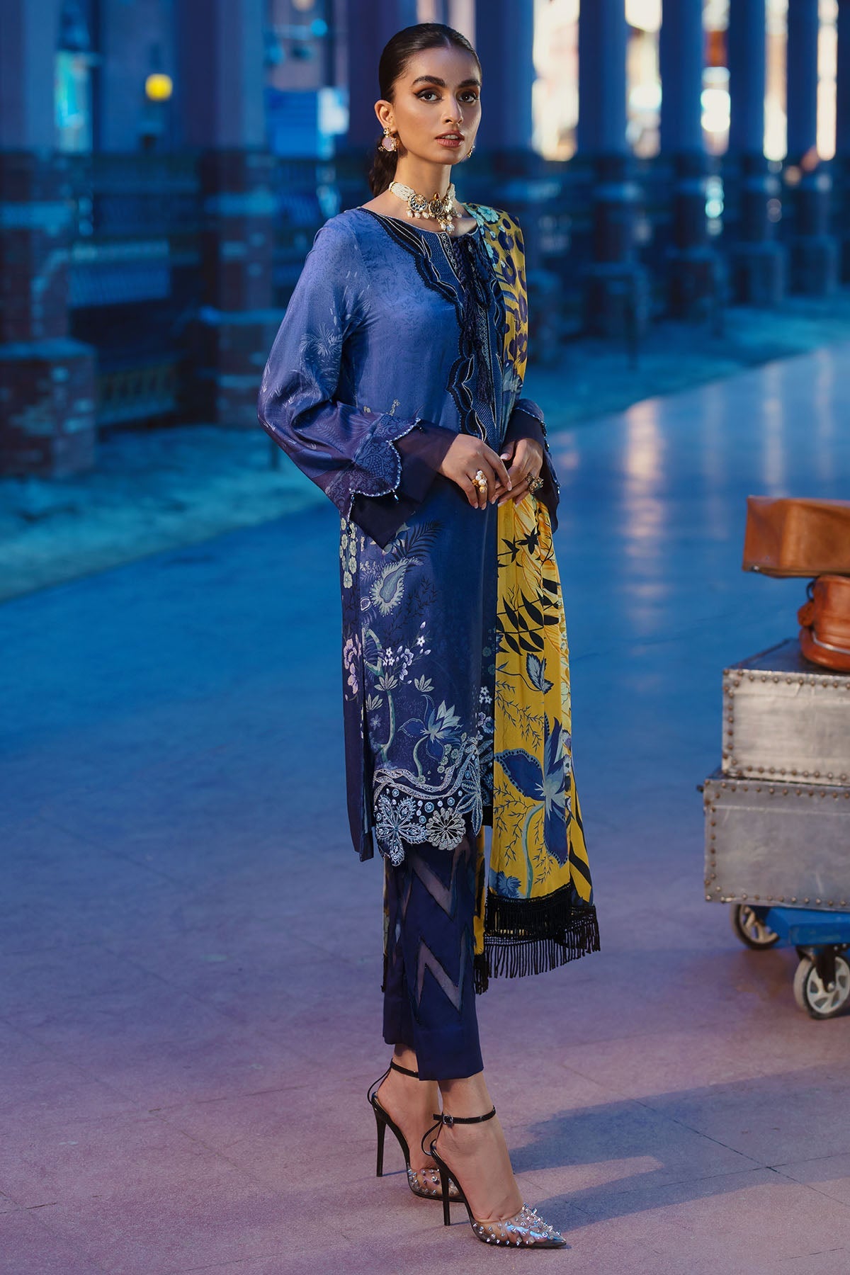 3068-DELORES DIGITAL PRINTED LINEN UNSTITCHED