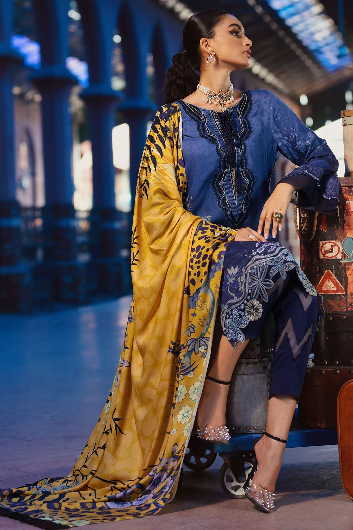 3068-DELORES DIGITAL PRINTED LINEN UNSTITCHED