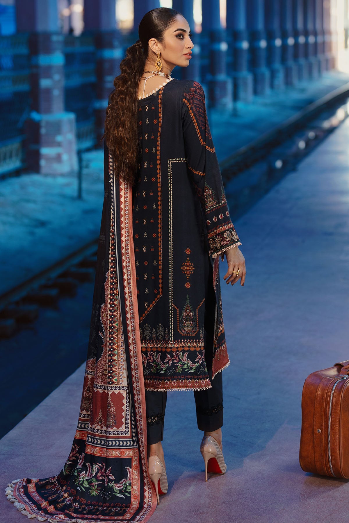 3071-RHAENIA DIGITAL PRINTED LINEN UNSTITCHED