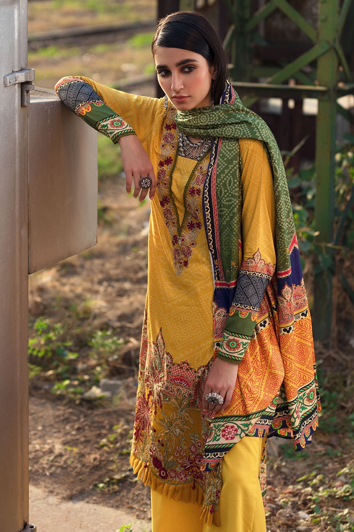3073-MAJESTIC DIGITAL PRINTED LINEN UNSTITCHED