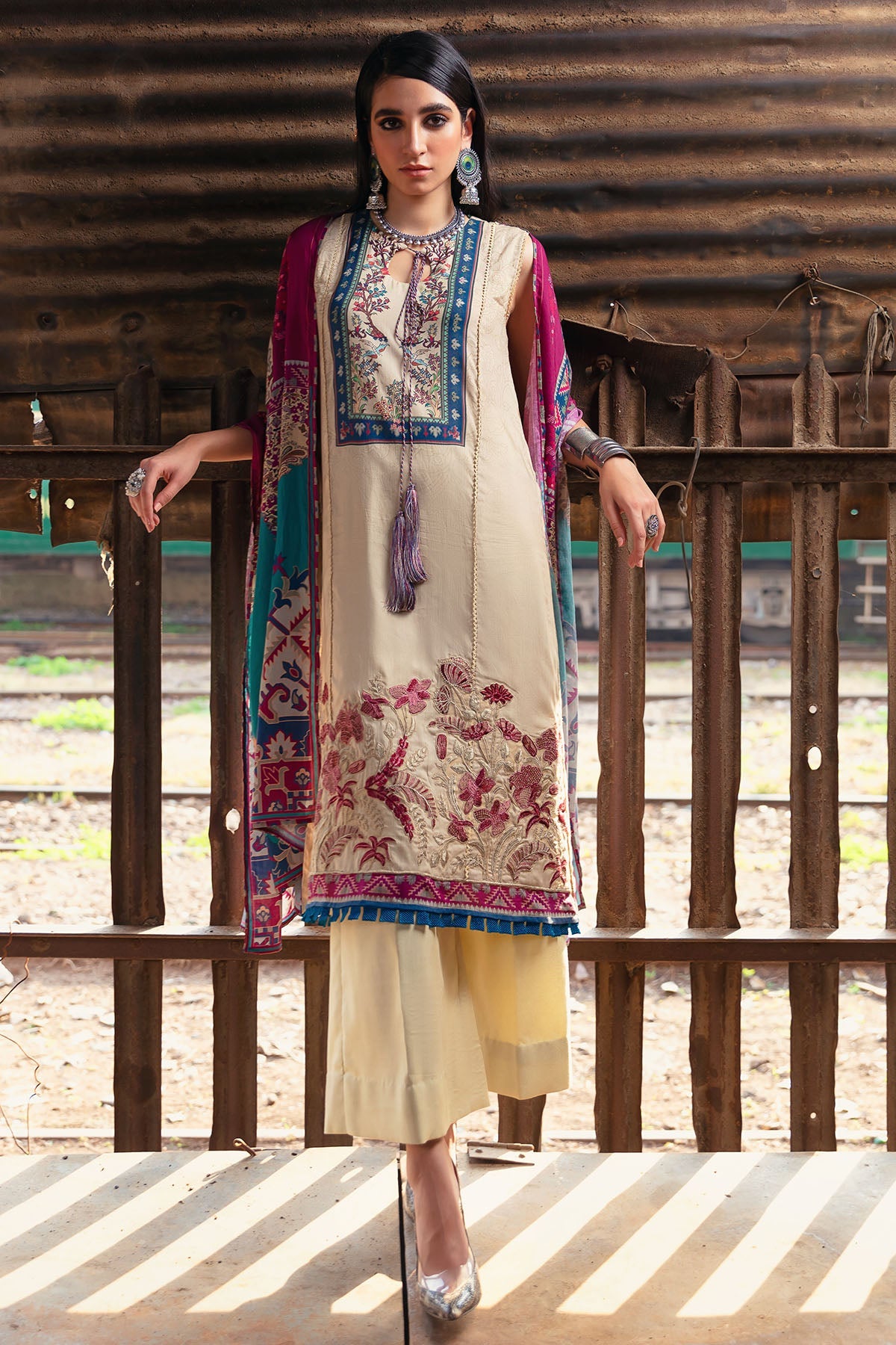 3076-WISTERIA DIGITAL PRINTED LINEN UNSTITCHED