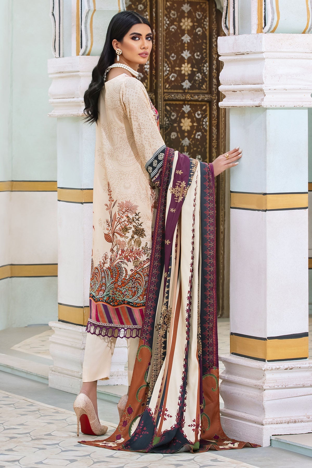 3111-DREAMY-LIGHT DIGITAL PRINTED COTAIL UNSTITCHED