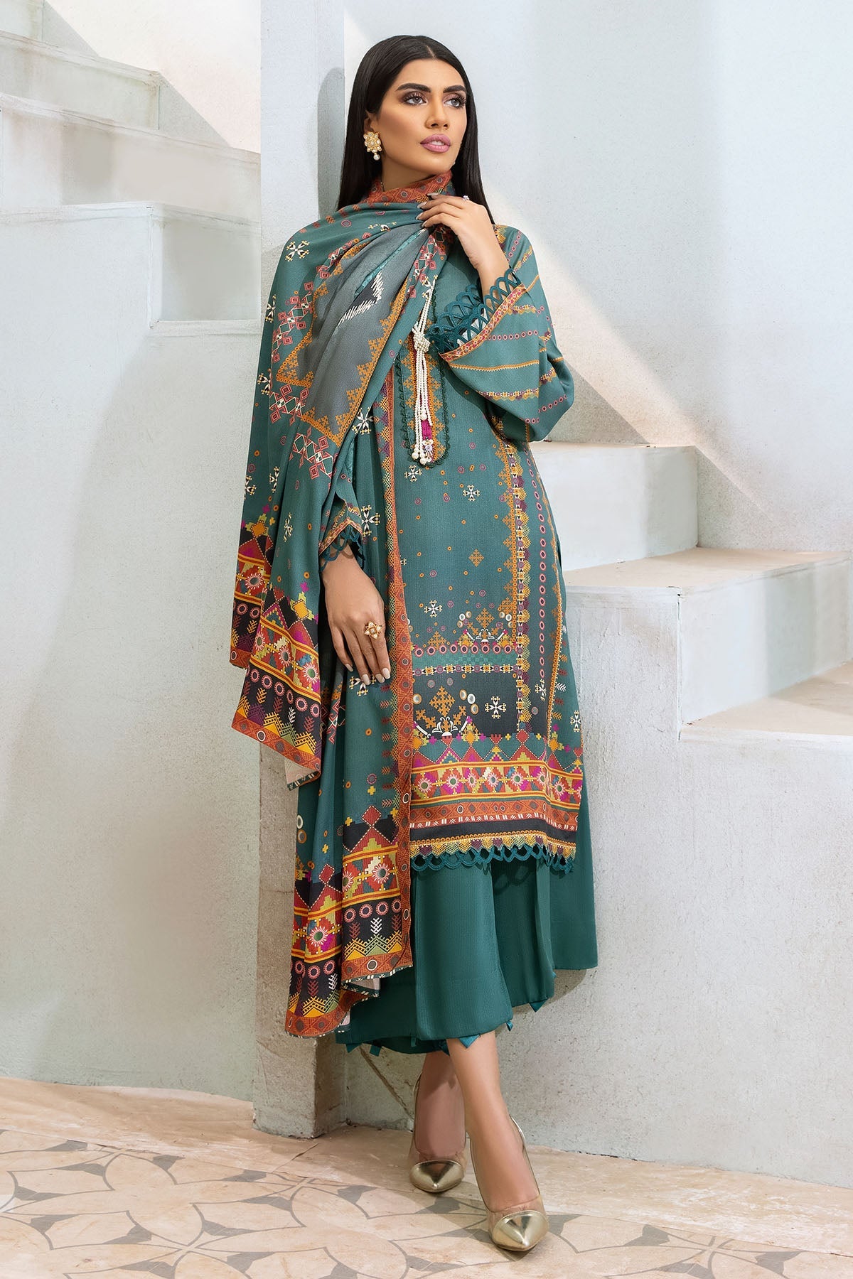 3121-TRADITUNAL-GREENS DIGITAL PRINTED COTAIL UNSTITCHED