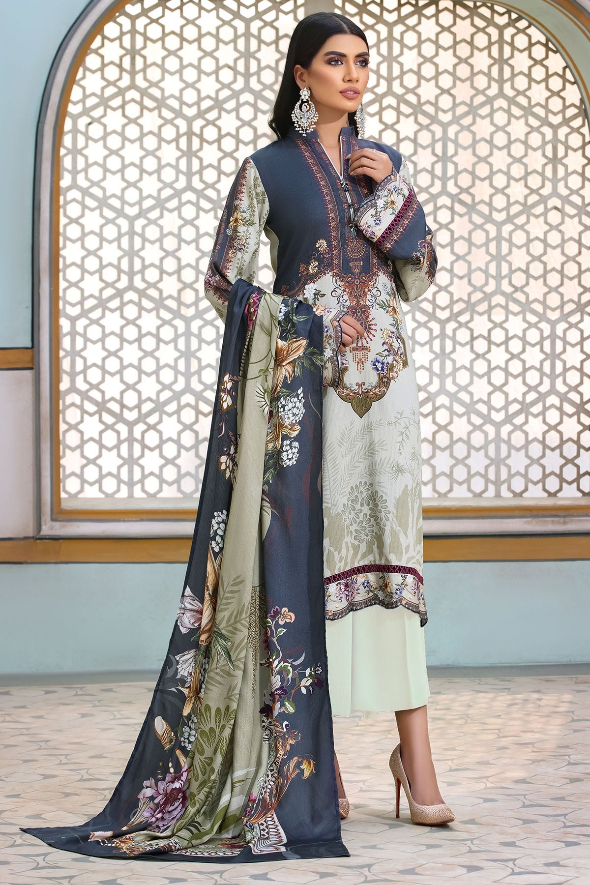3122-OCEAIN-HUES DIGITAL PRINTED COTAIL UNSTITCHED