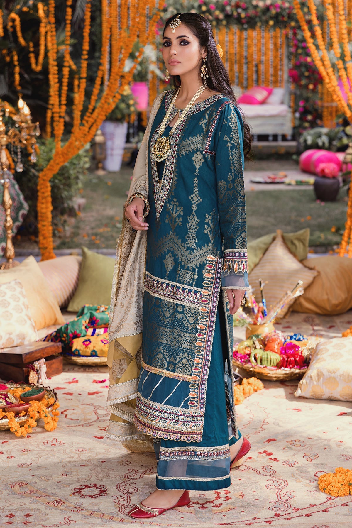 3147-GULNAR EMBROIDERED JACQUARD UNSTITCHED