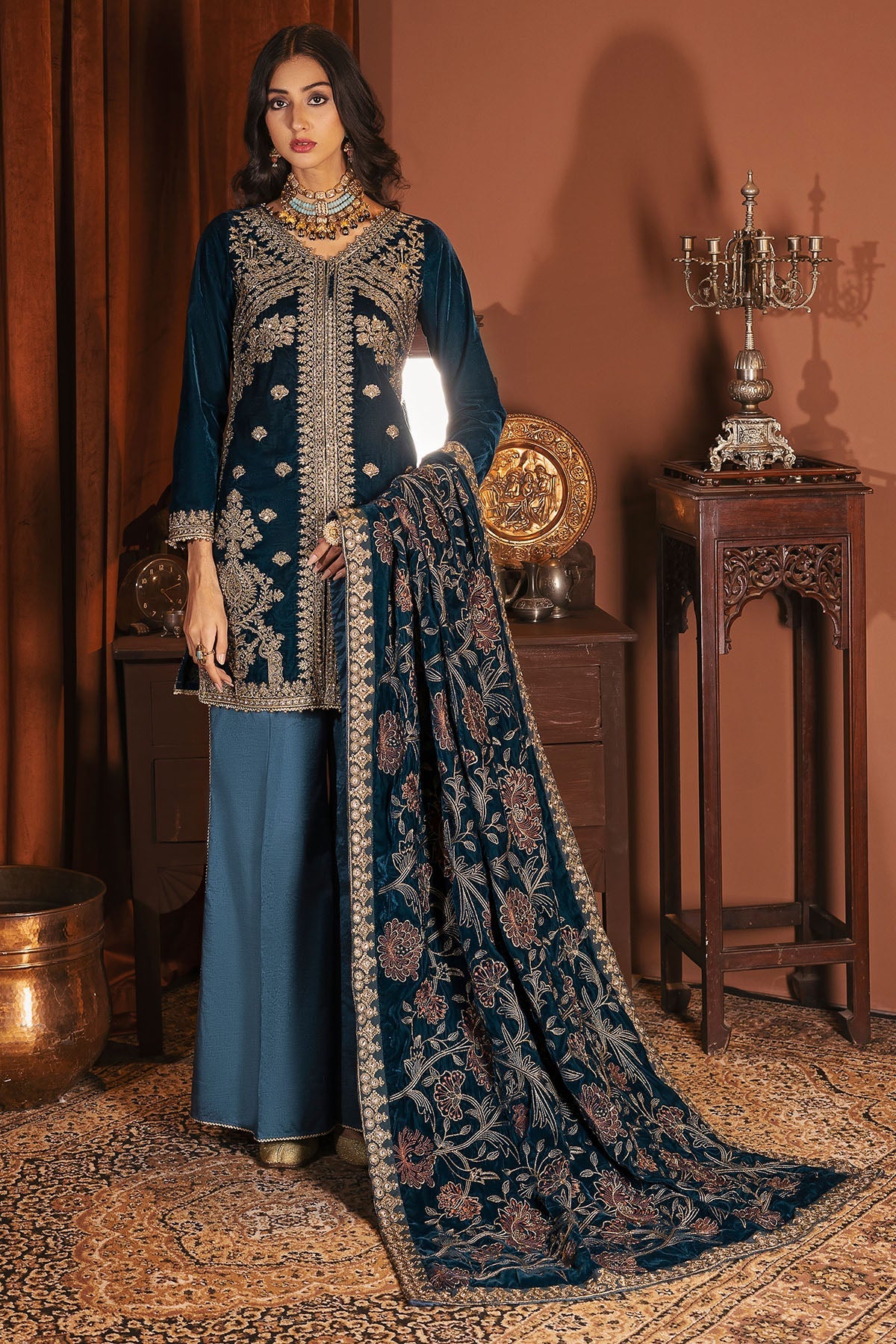 3173-ANARKALI EMBROIDERED VELVET UNSTITCHED