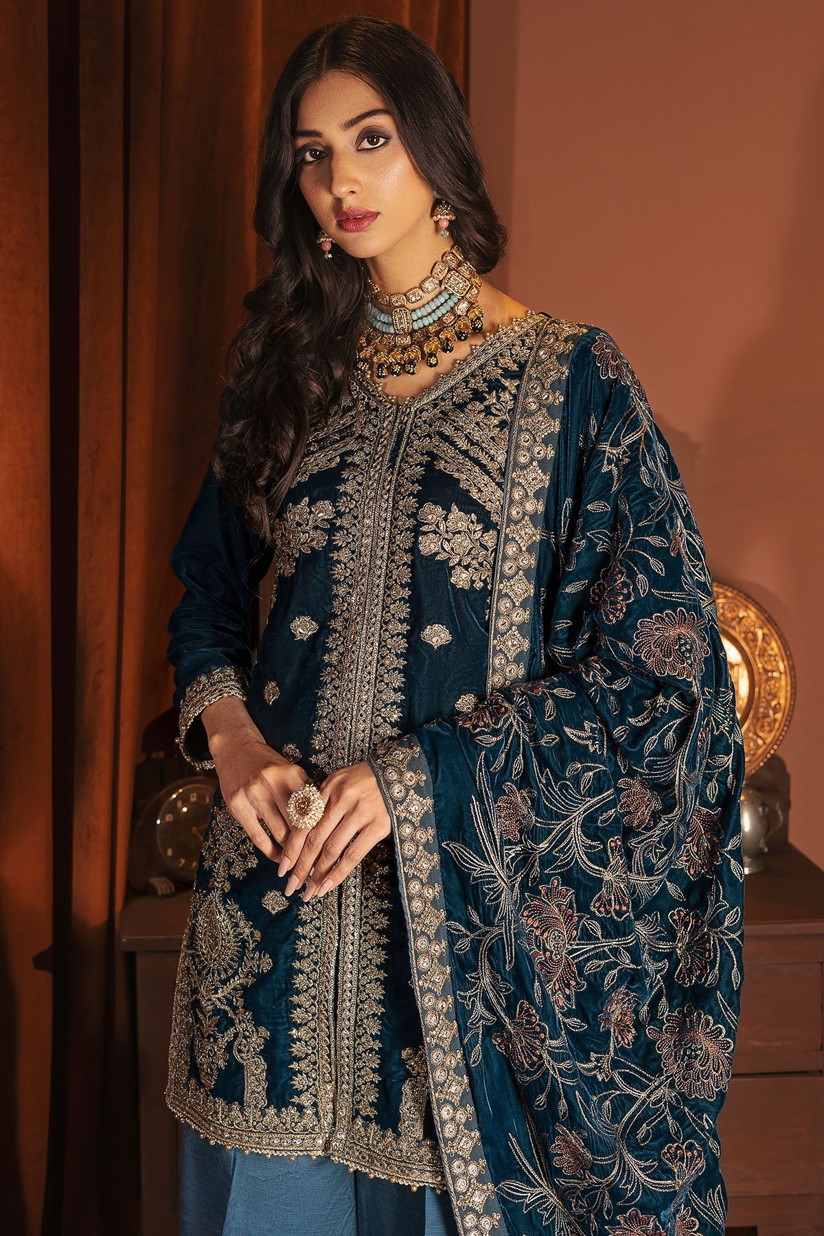3173-ANARKALI EMBROIDERED VELVET UNSTITCHED
