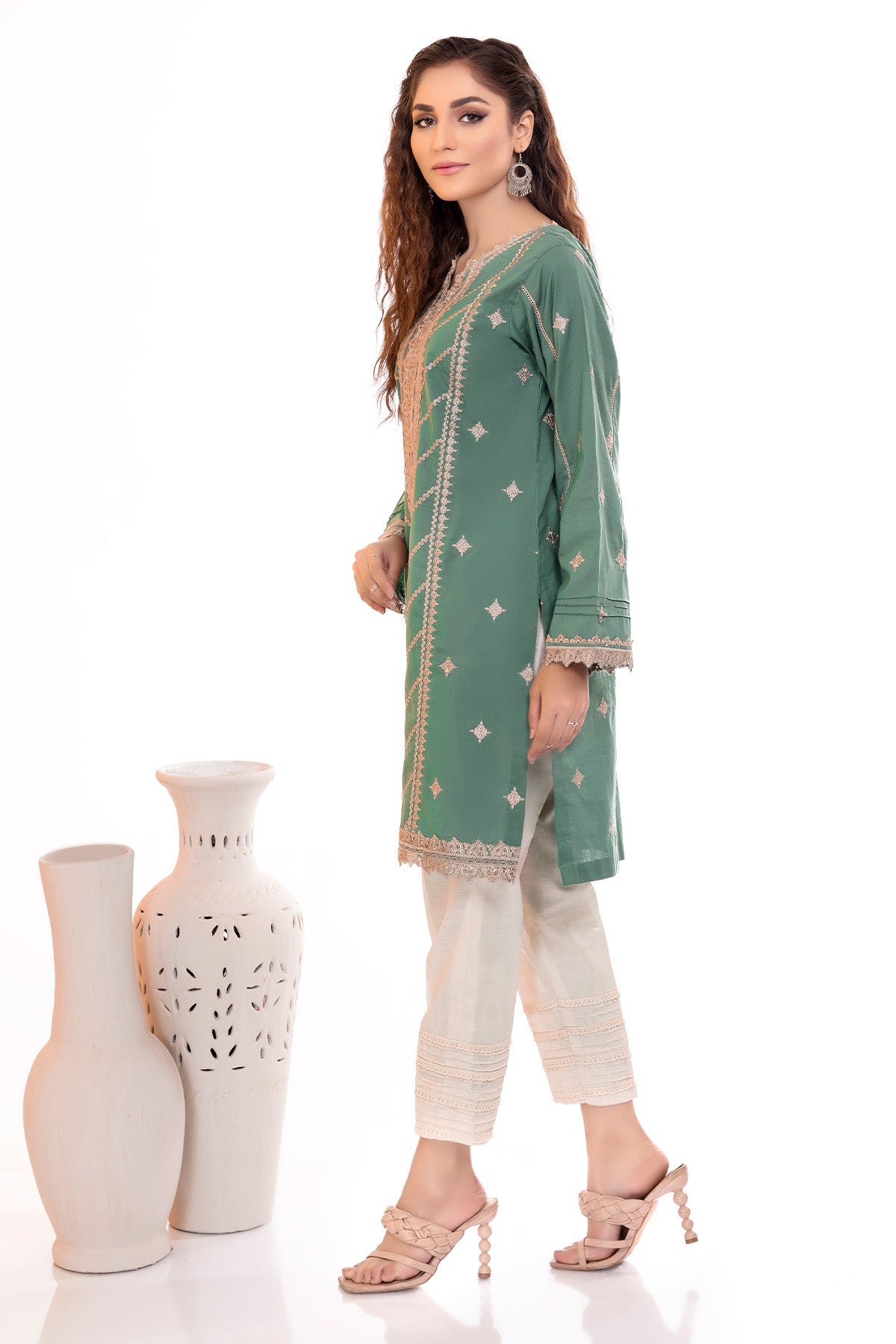 3178-SONA EMBROIDERED LAWN STITCHED