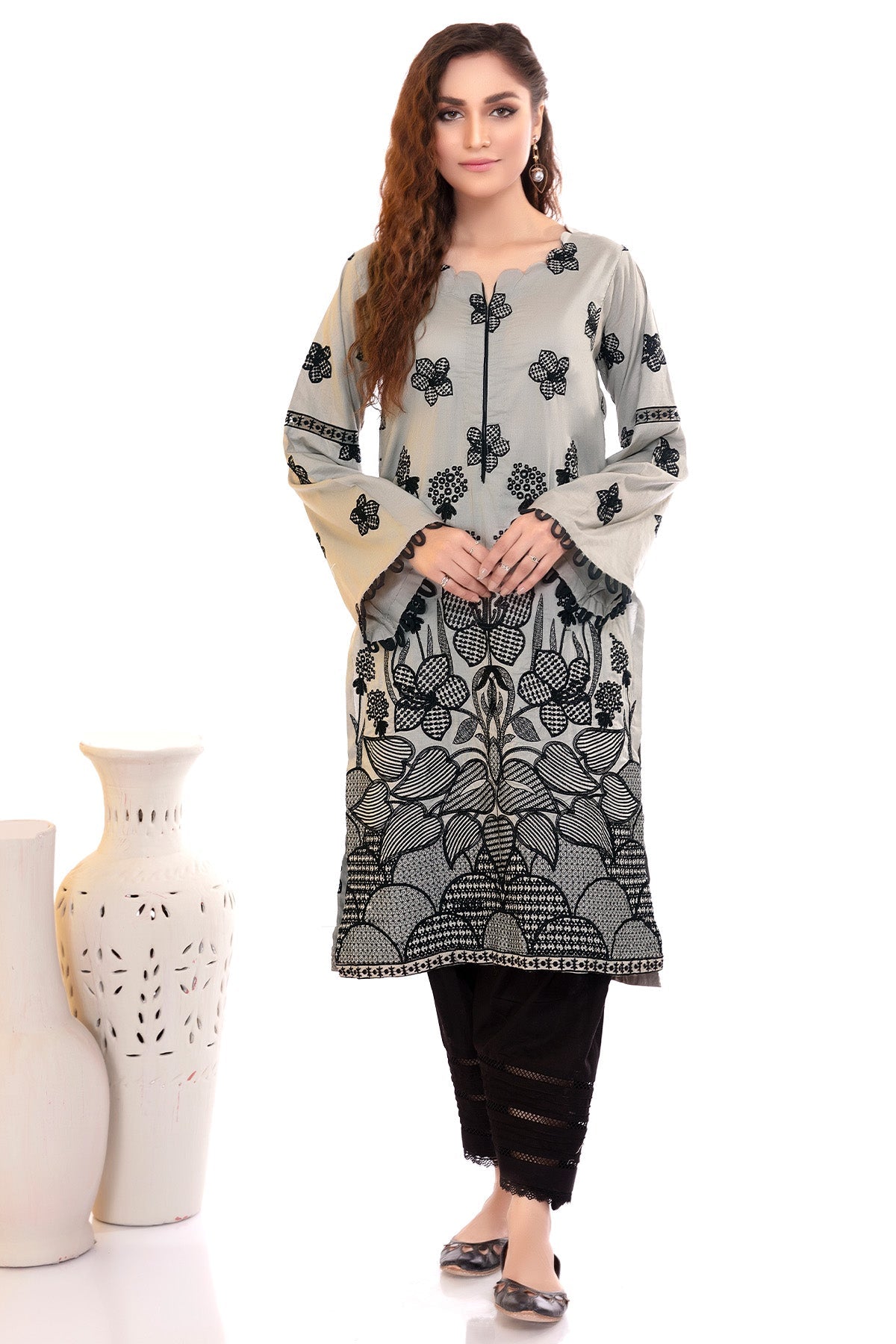 3179-SELINA EMBROIDERED LAWN STITCHED