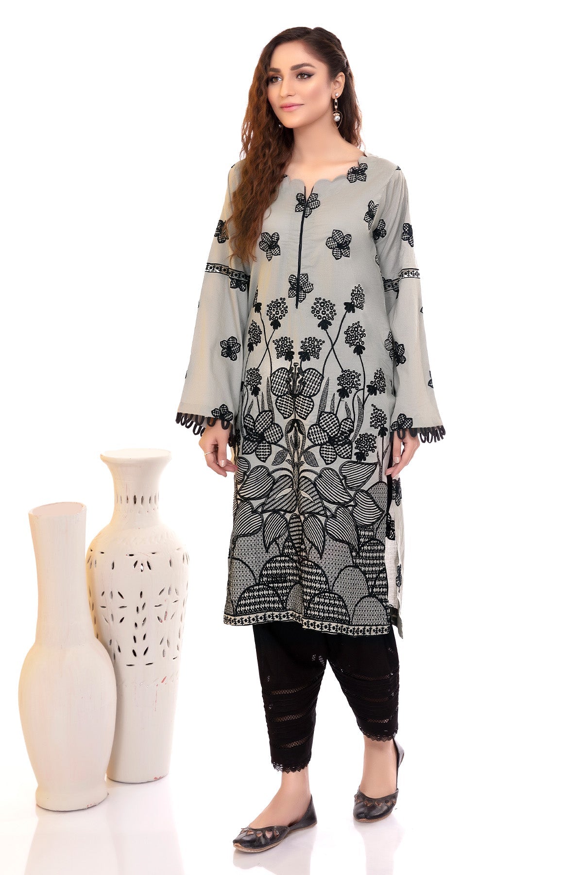 3179-SELINA EMBROIDERED LAWN STITCHED