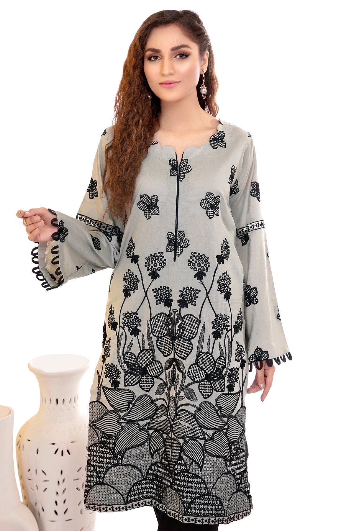 3179-SELINA EMBROIDERED LAWN STITCHED