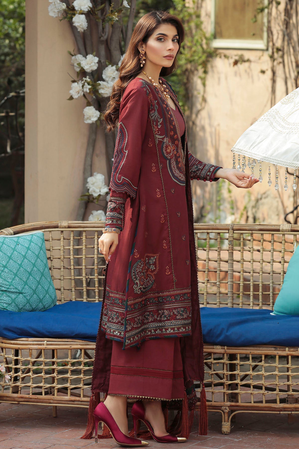 3204-DAHLIA EMBROIDERED LAWN UNSTITCHED