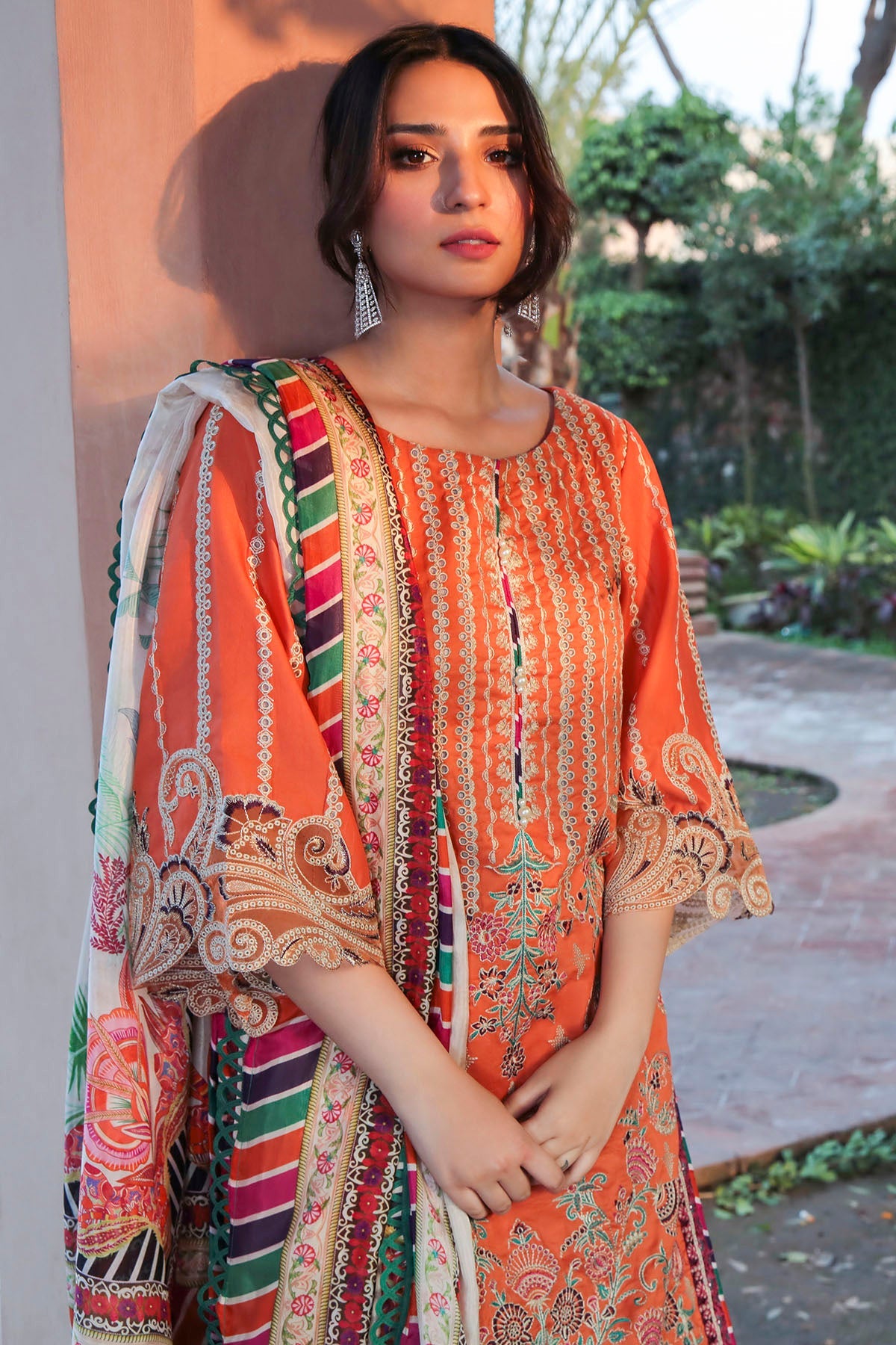 3215-SUMMER-BLOOM EMBROIDERED LAWN UNSTITCHED
