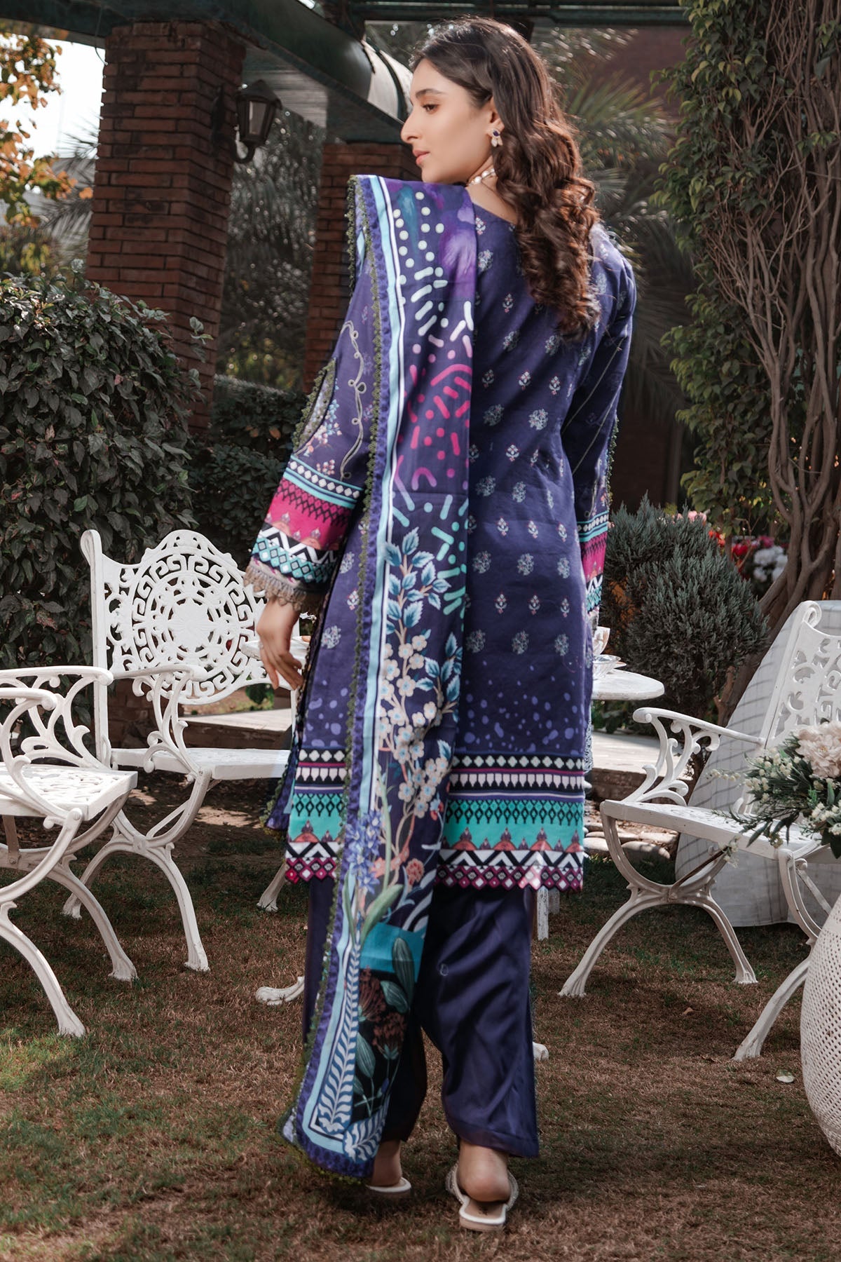 3236-FLORID DIGITAL PRINTED LAWN UNSTITCHED
