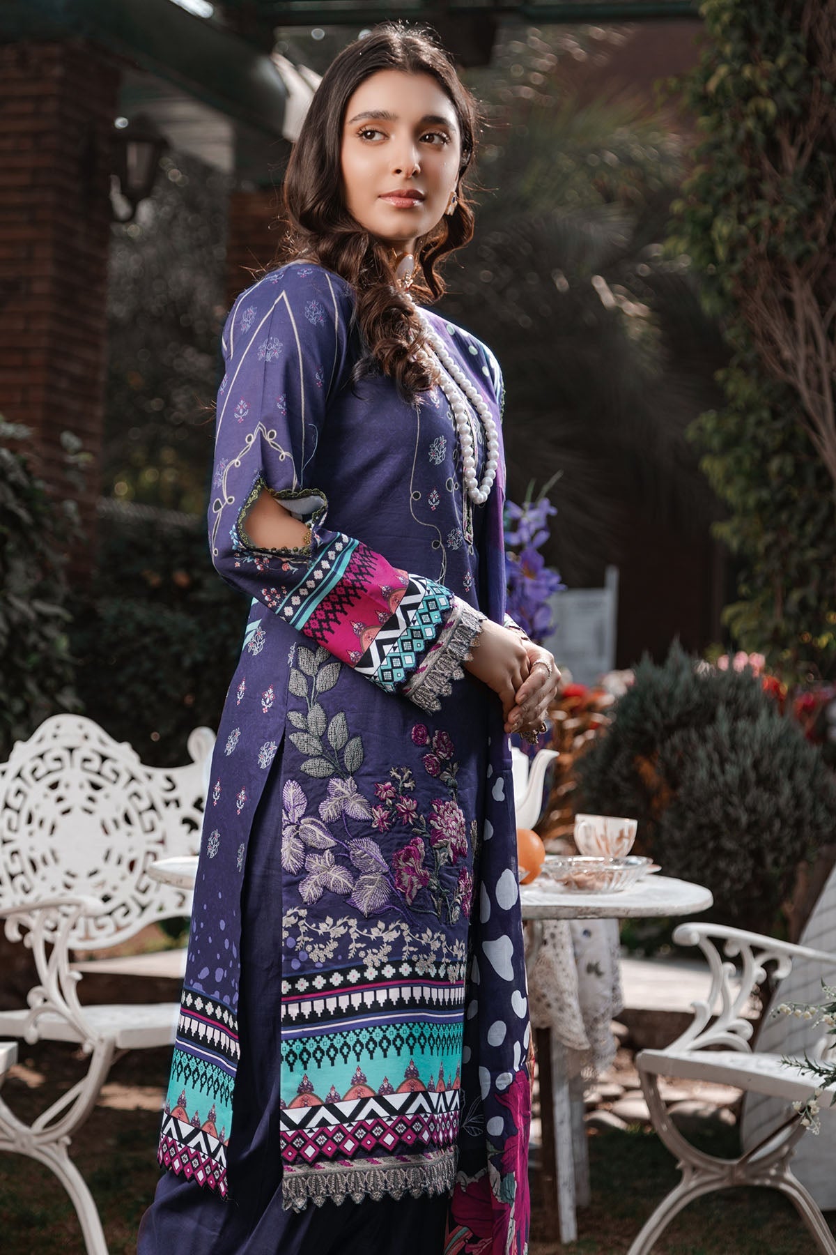 3236-FLORID DIGITAL PRINTED LAWN UNSTITCHED