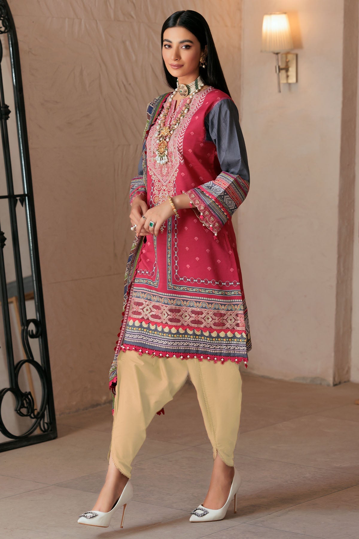 3256-DENIZ DIGITAL PRINTED LAWN UNSTITCHED