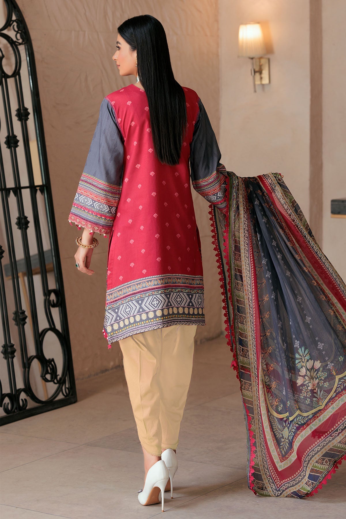 3256-DENIZ DIGITAL PRINTED LAWN UNSTITCHED