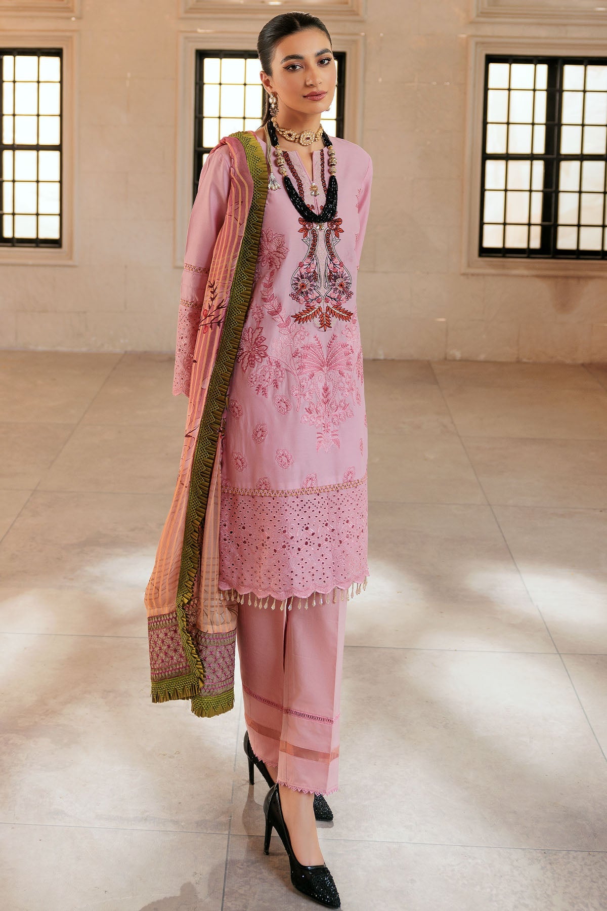 3280-EMILIA EMBROIDERED LAWN UNSTITCHED