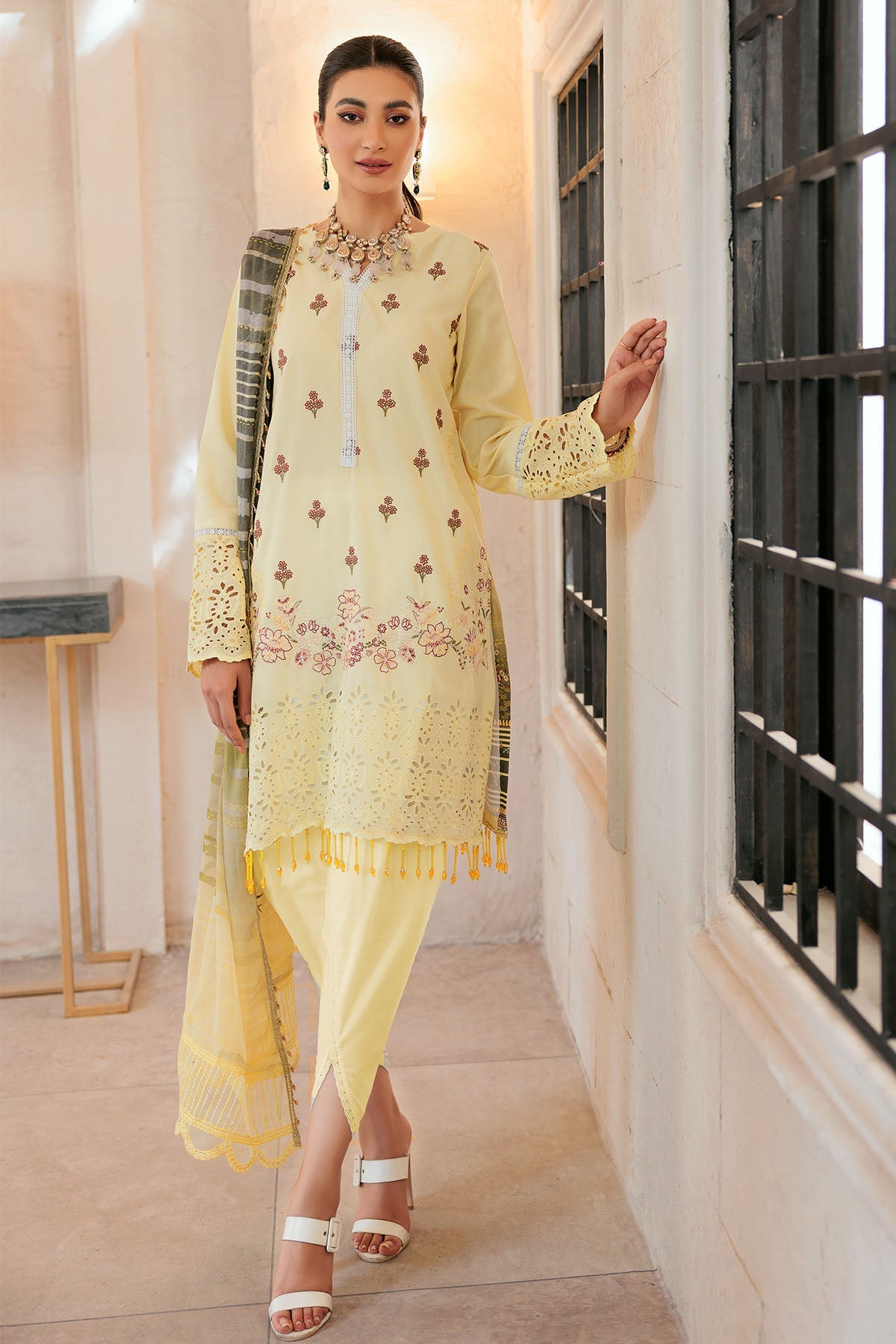 3281-MAYA EMBROIDERED LAWN UNSTITCHED
