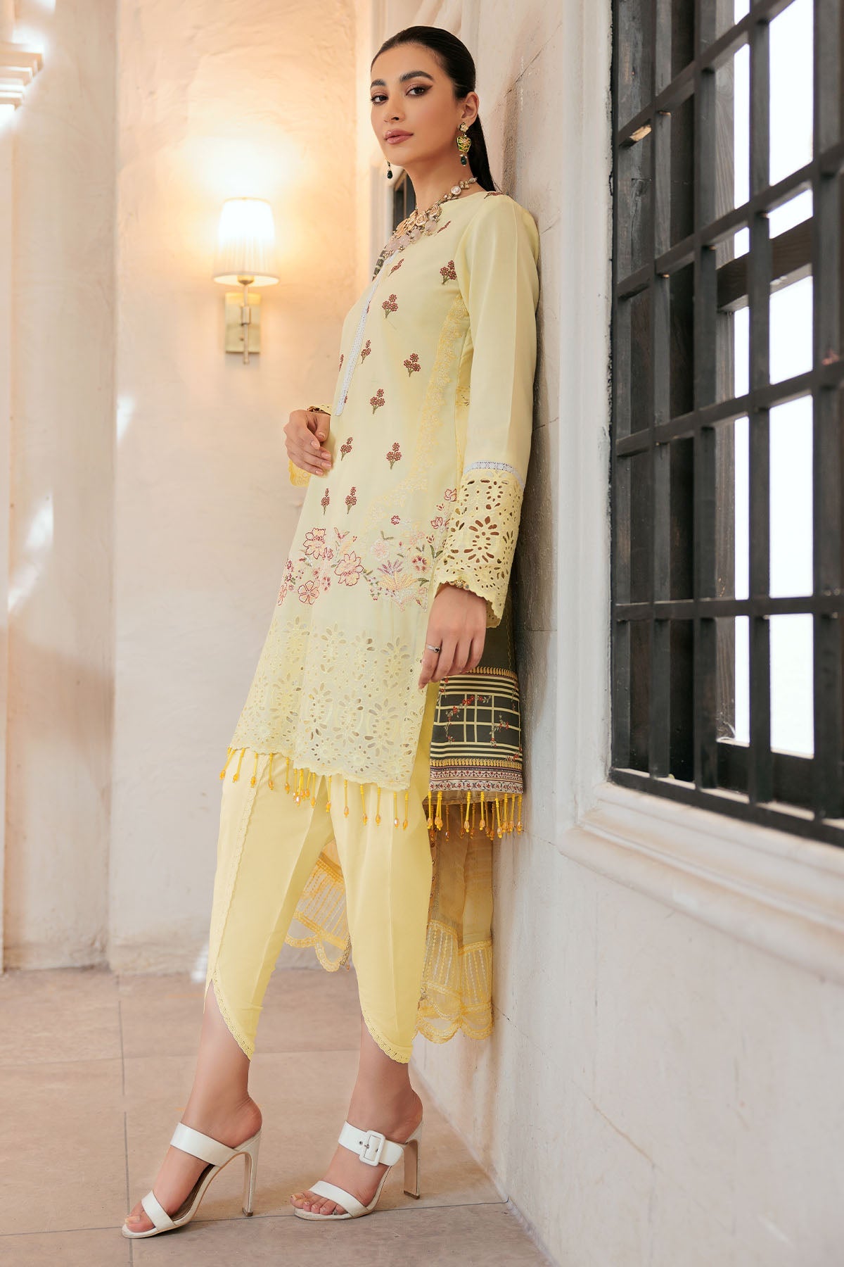 3281-MAYA EMBROIDERED LAWN UNSTITCHED