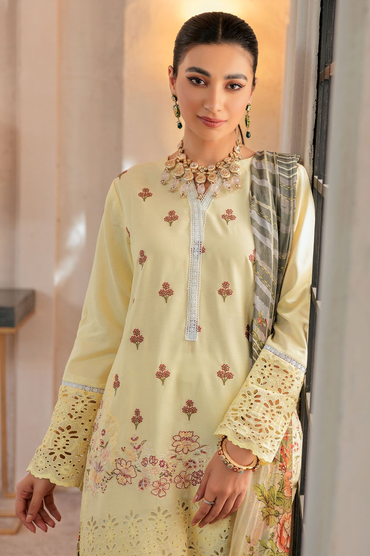 3281-MAYA EMBROIDERED LAWN UNSTITCHED